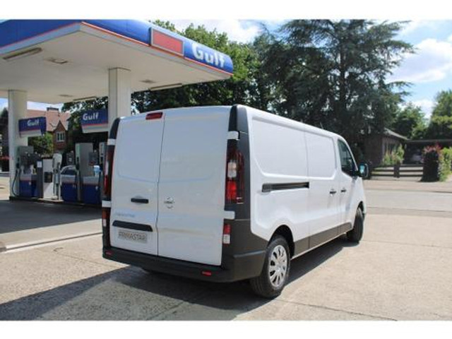 Nissan Primastar Van L2H1 150pk N-Connecta + Cargo Pack